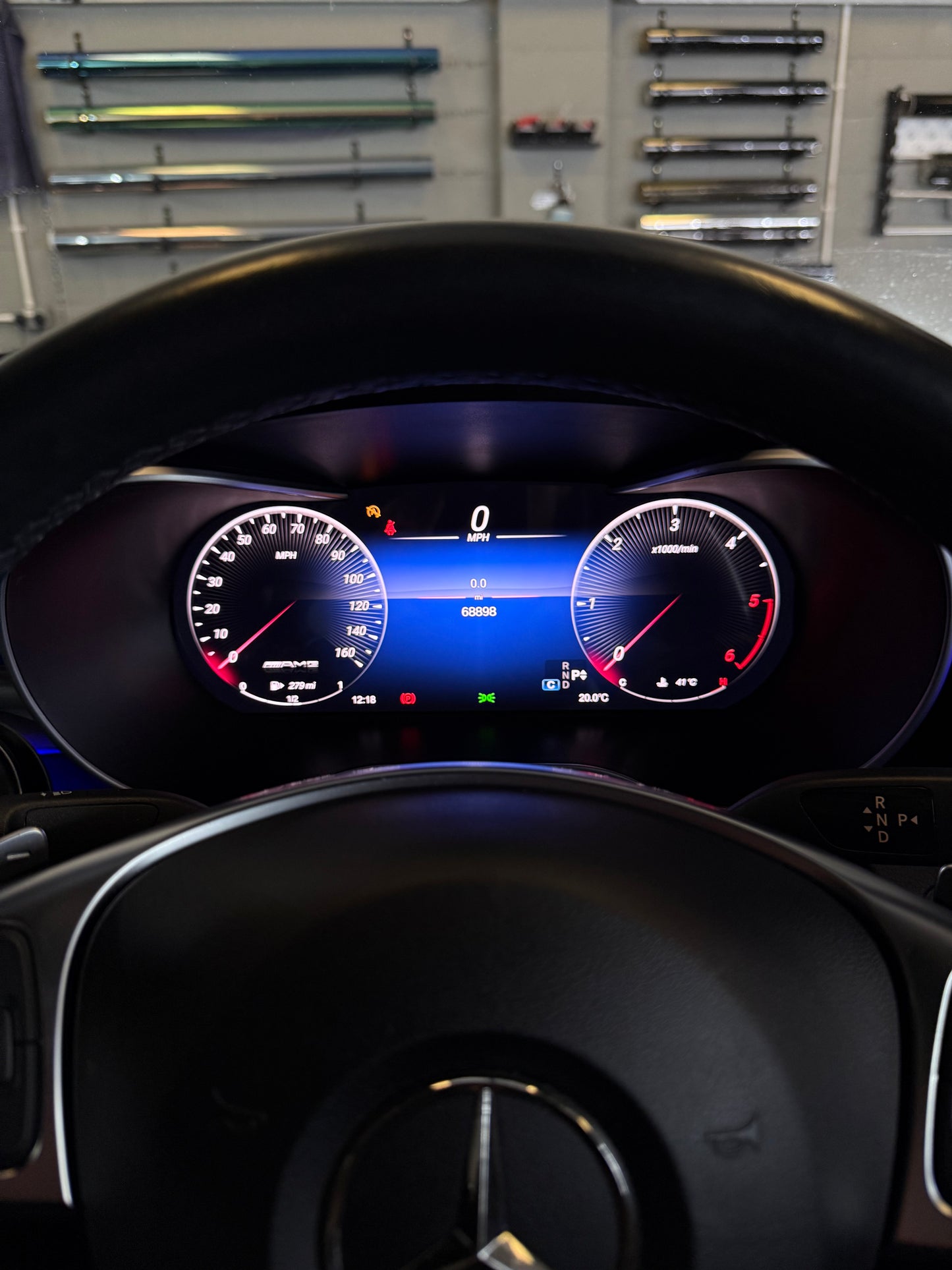 MERCEDES-BENZ VIRTUAL DASHBOARD