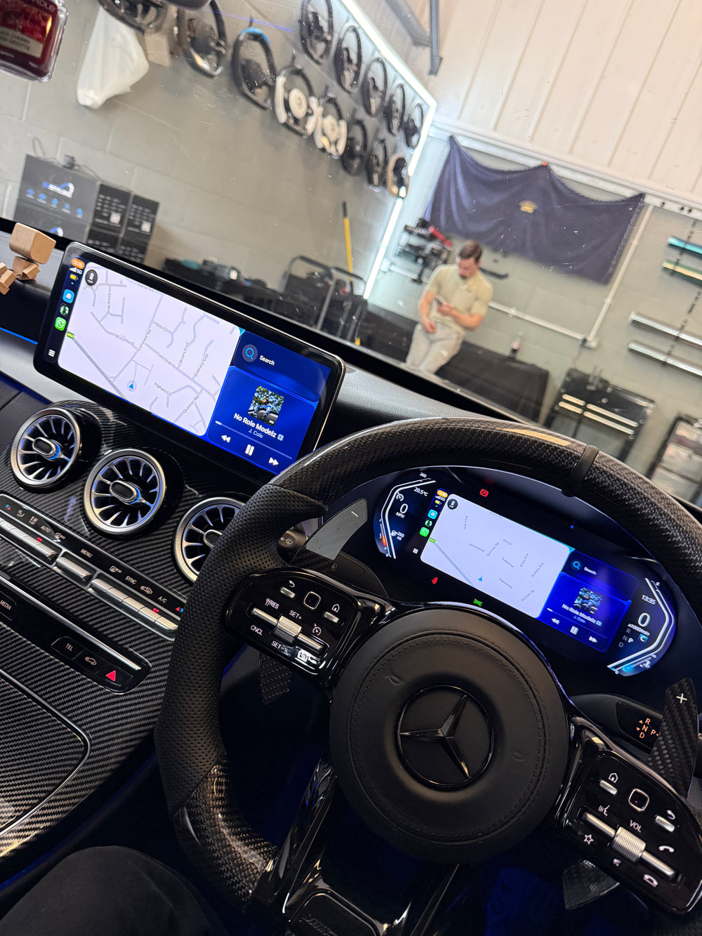 Mercedes Synced Screen & Virtual Cockpit Combo
