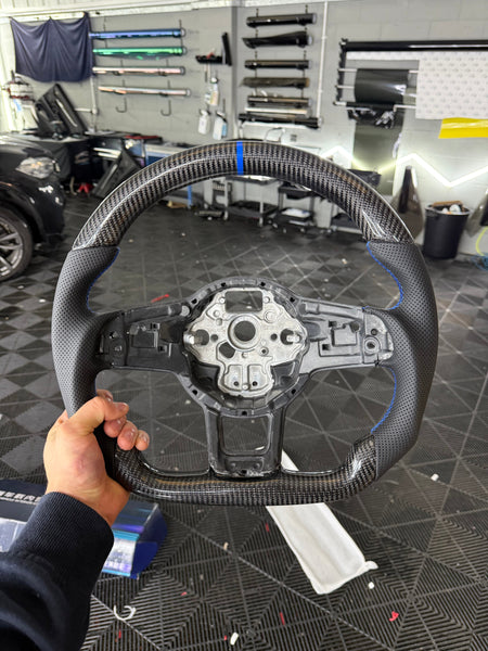 Volkswagen Golf MK7 / MK7.5 Carbon Fibre Steering Wheel (Blue Accents)